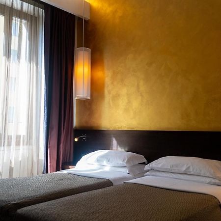Hotel Re Di Roma Esterno foto